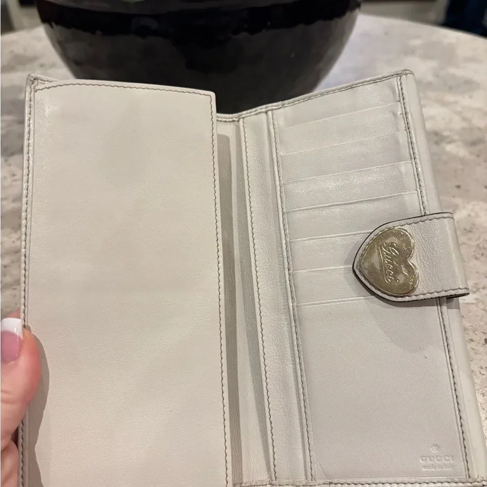 Gucci Tan and Brown GG Pattern Continental Wallet - Picture 4 of 6